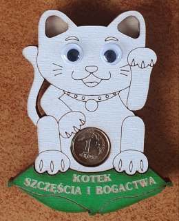 Magnes na lodówkę - kotek szczęścia i bogactwa 8 x 6,5 cm biały